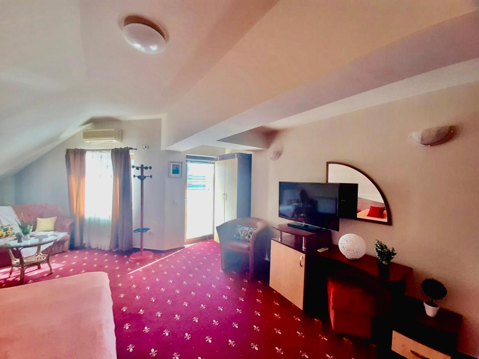 Vila Miluna Mamaia Ngoại thất bức ảnh