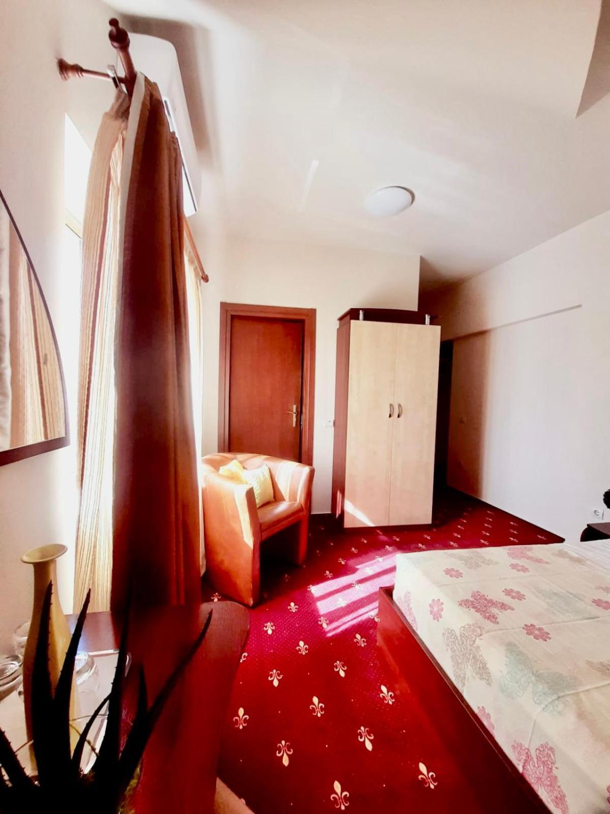 Vila Miluna Mamaia Ngoại thất bức ảnh
