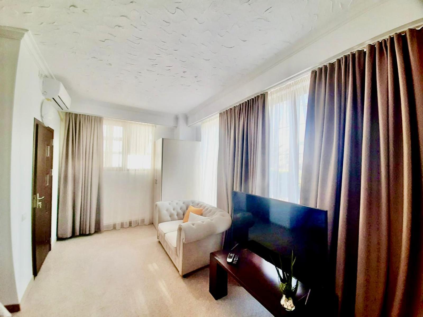 Vila Miluna Mamaia Ngoại thất bức ảnh