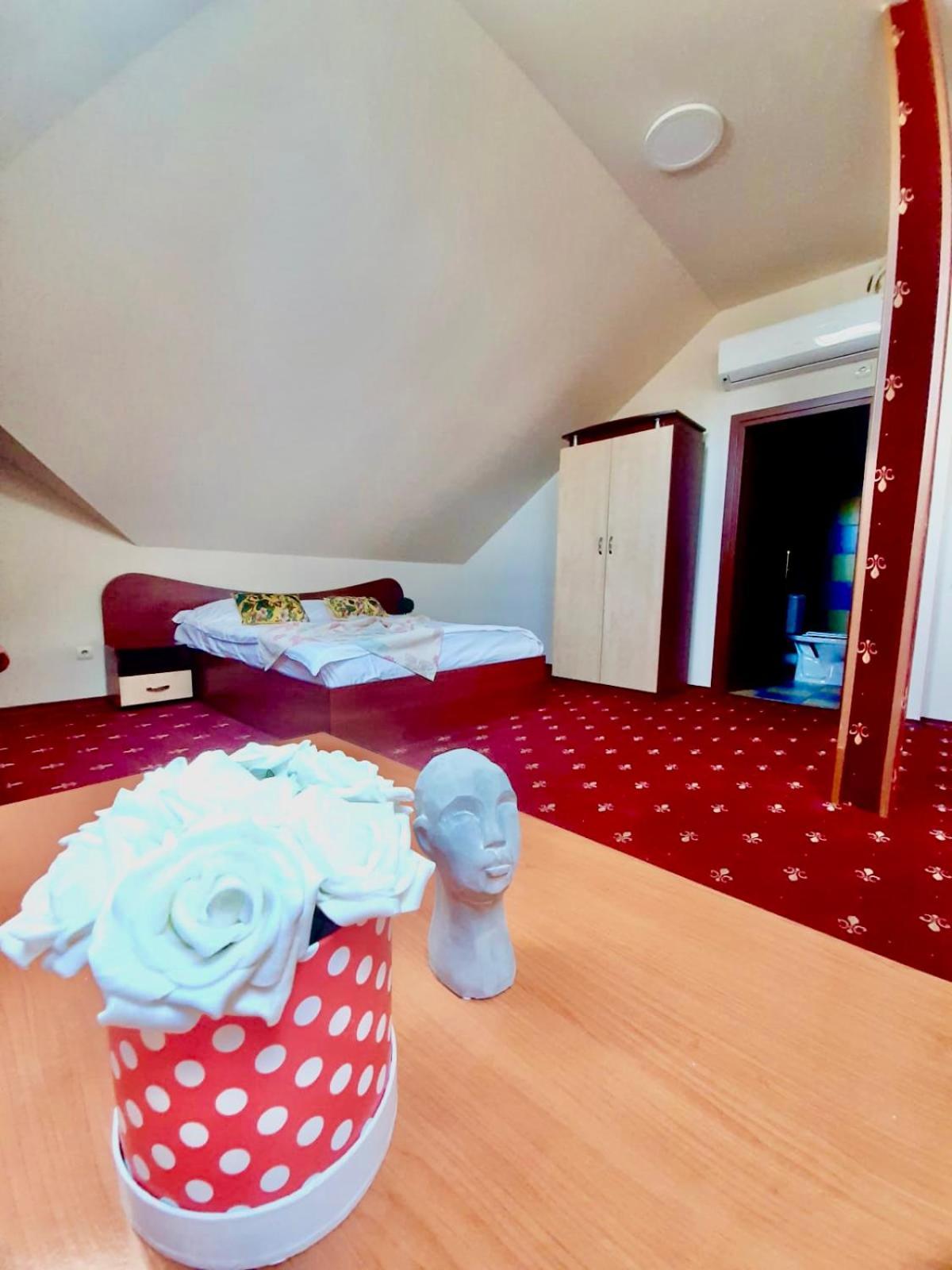 Vila Miluna Mamaia Ngoại thất bức ảnh